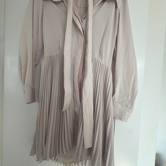 Reiss Alyana Mini Dress In Nude Collared Pleated Skirt Self Tie Belt Sz 6 - Picture 7 of 10